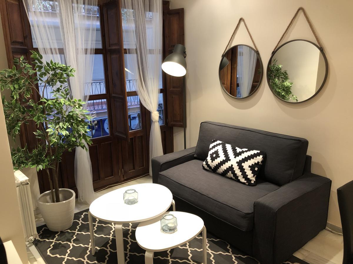 Ibericabeds Plaza Nueva Apartment Granada Luaran gambar